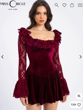 Miss circle- Yachira Burgundy Velvet Lace Flare Sleeve Mini Dress